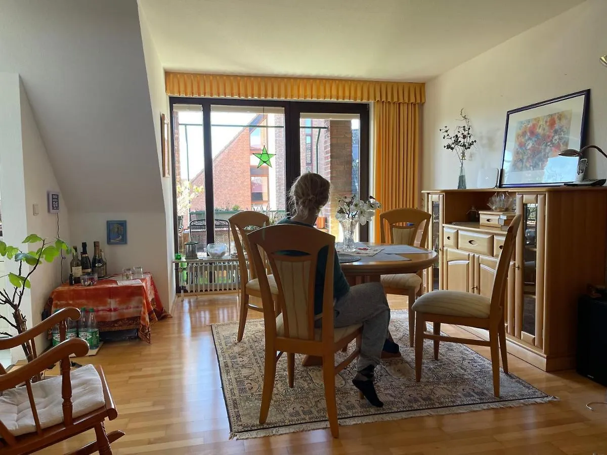 Ferienwohnung Habitat Himmelgeist Düsseldorf Privatunterkunft
